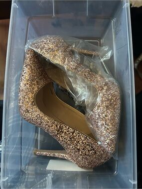 Women’s Glitter Pointed Toe High Heels in Rose Gold